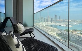 Trophy - Sparkling Suites W Palm View With Direct Access To Marina Walk