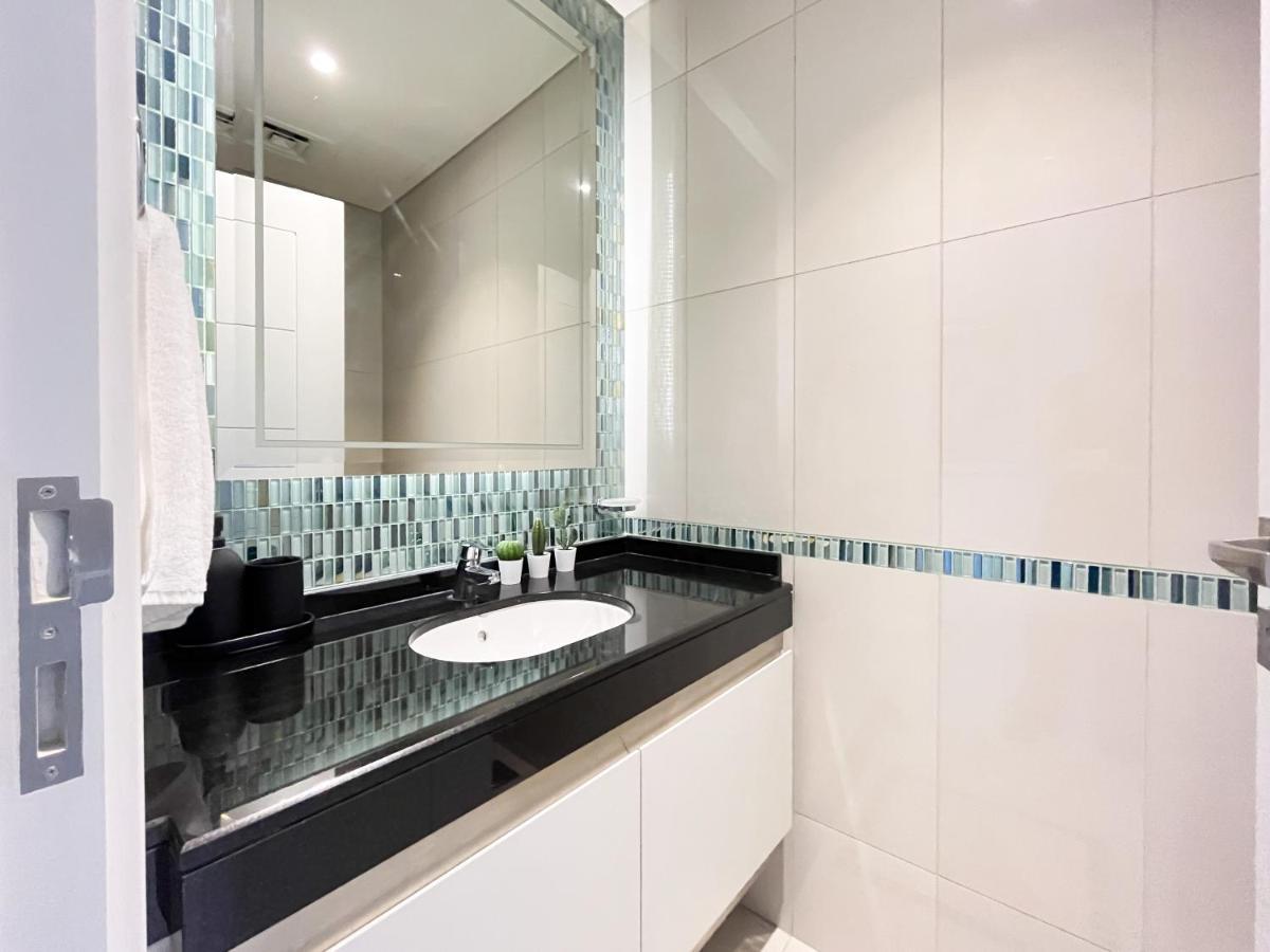 Trophy - Sparkling Suites W Palm View With Direct Access To Marina Walk Dubai Exterior photo